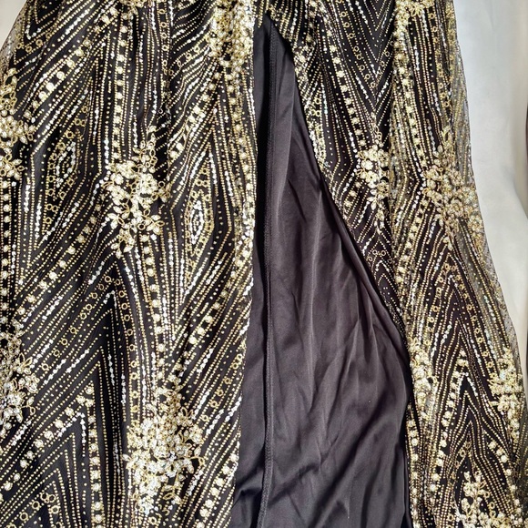 Hello Molly Black and Gold Strapless Maxi Dress - Picture 11 of 16